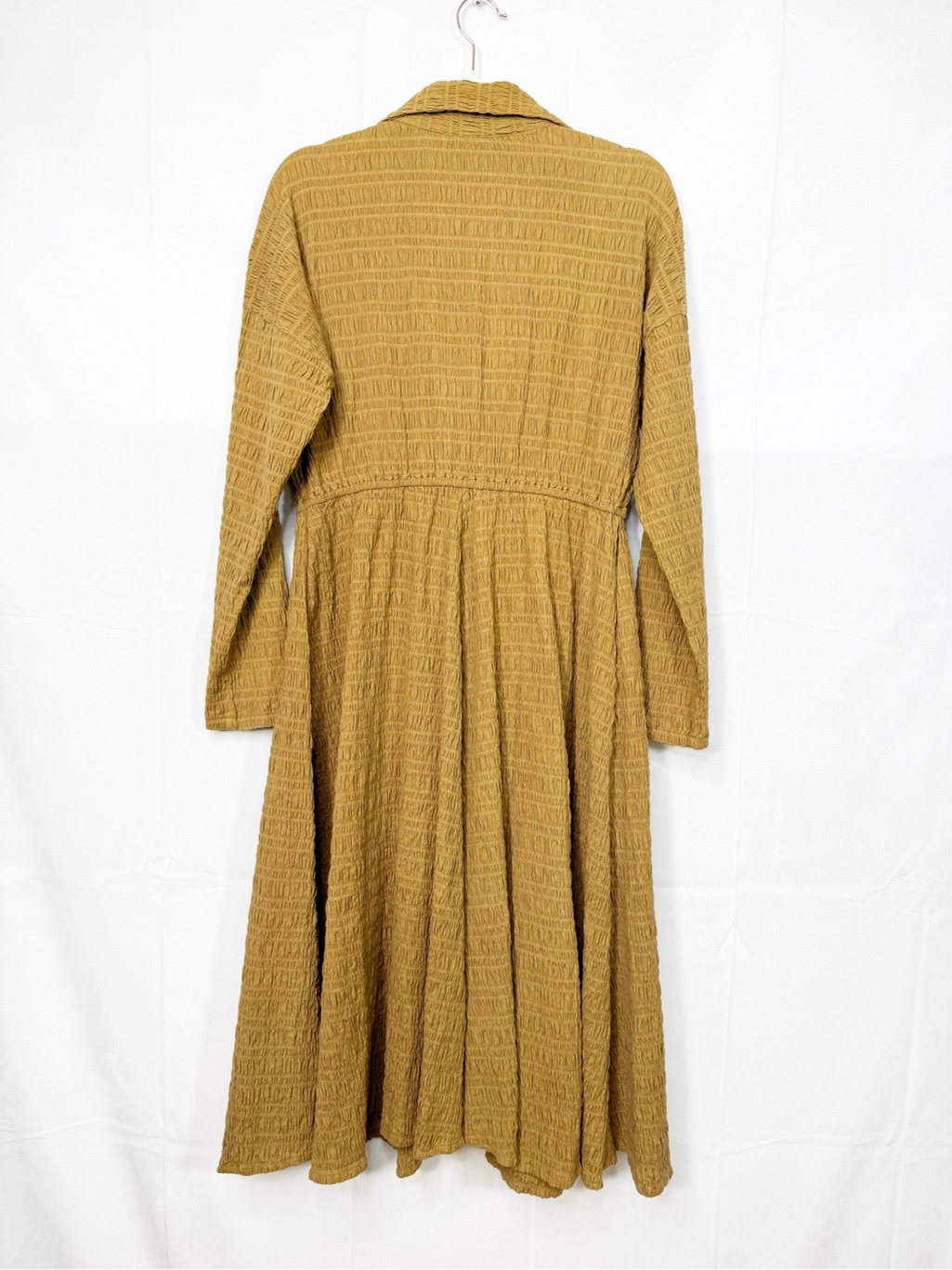 Nikki Chasin Reynolds Crinkle Collared Shirtdress Midi Dress Tan Butterscotch — image 4 of 8